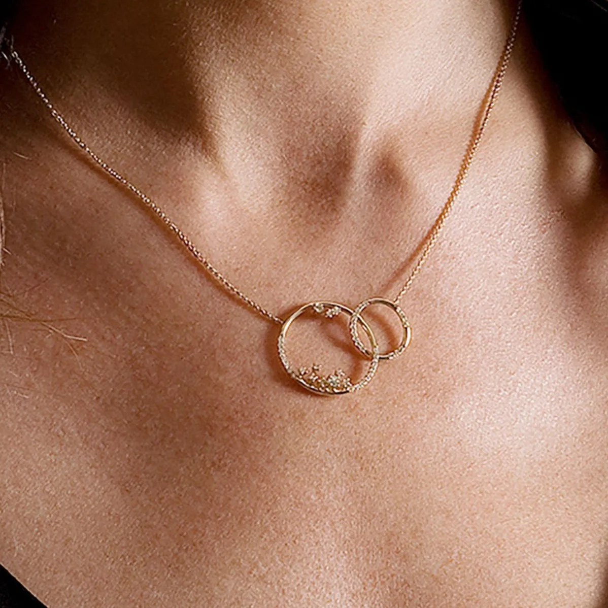 0.50 ctw Diamond Interlocking Circle Necklace Pendant