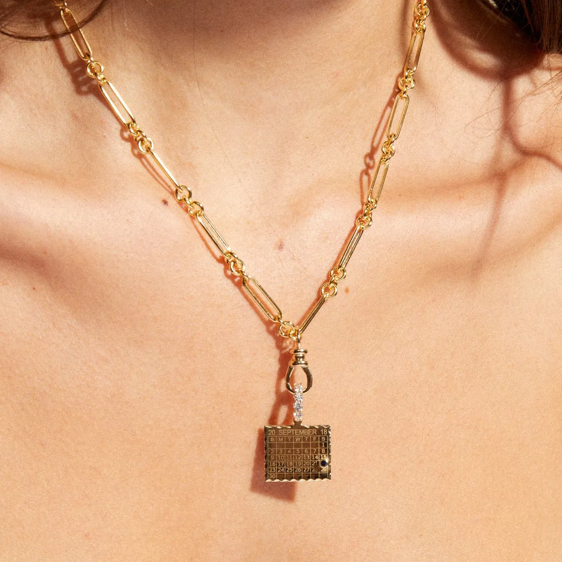 10K Gold "1960s Calendar" Customizable Pendant