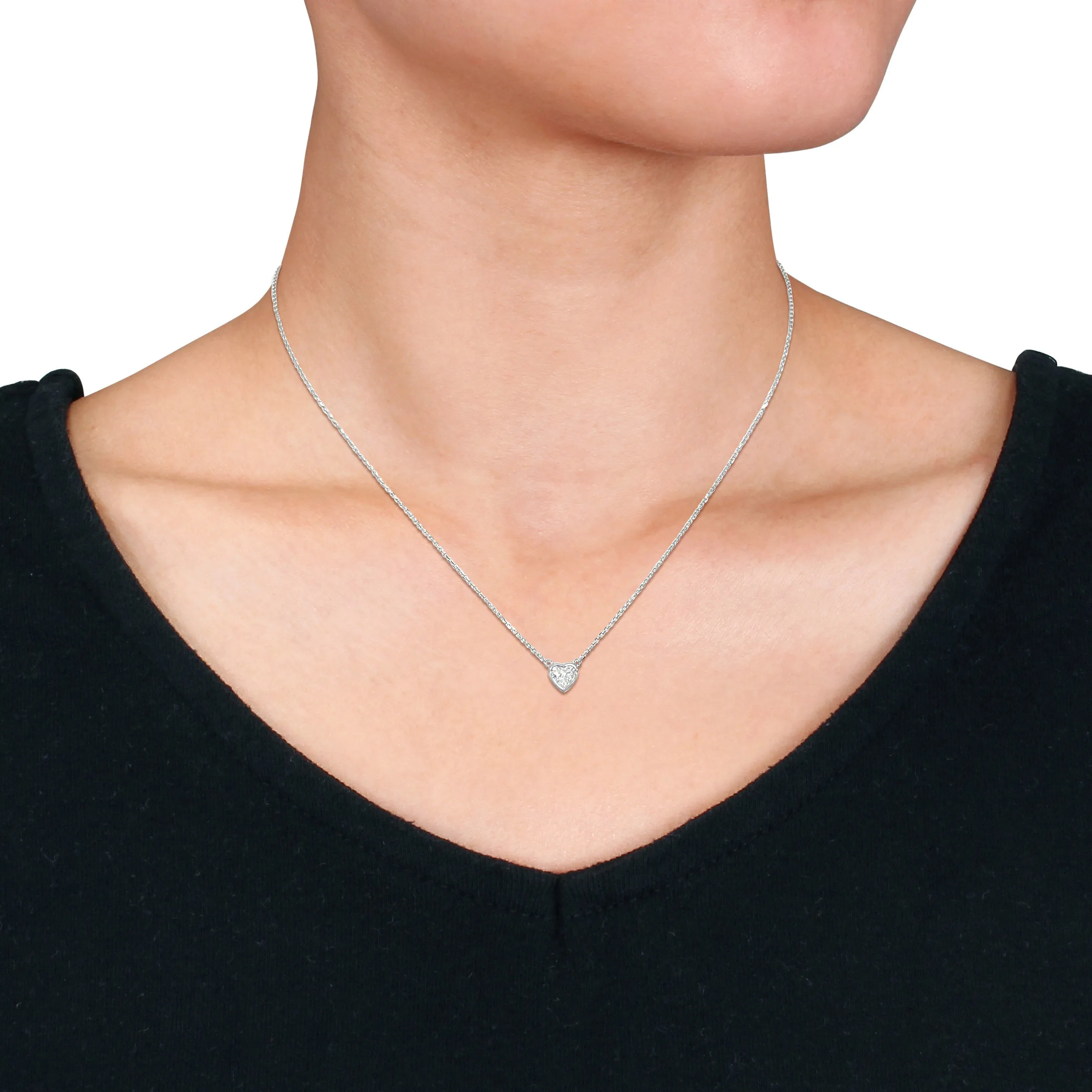 1/2 CT Heart Diamond bezel necklace 14k White Gold H SI Length (inches): 17