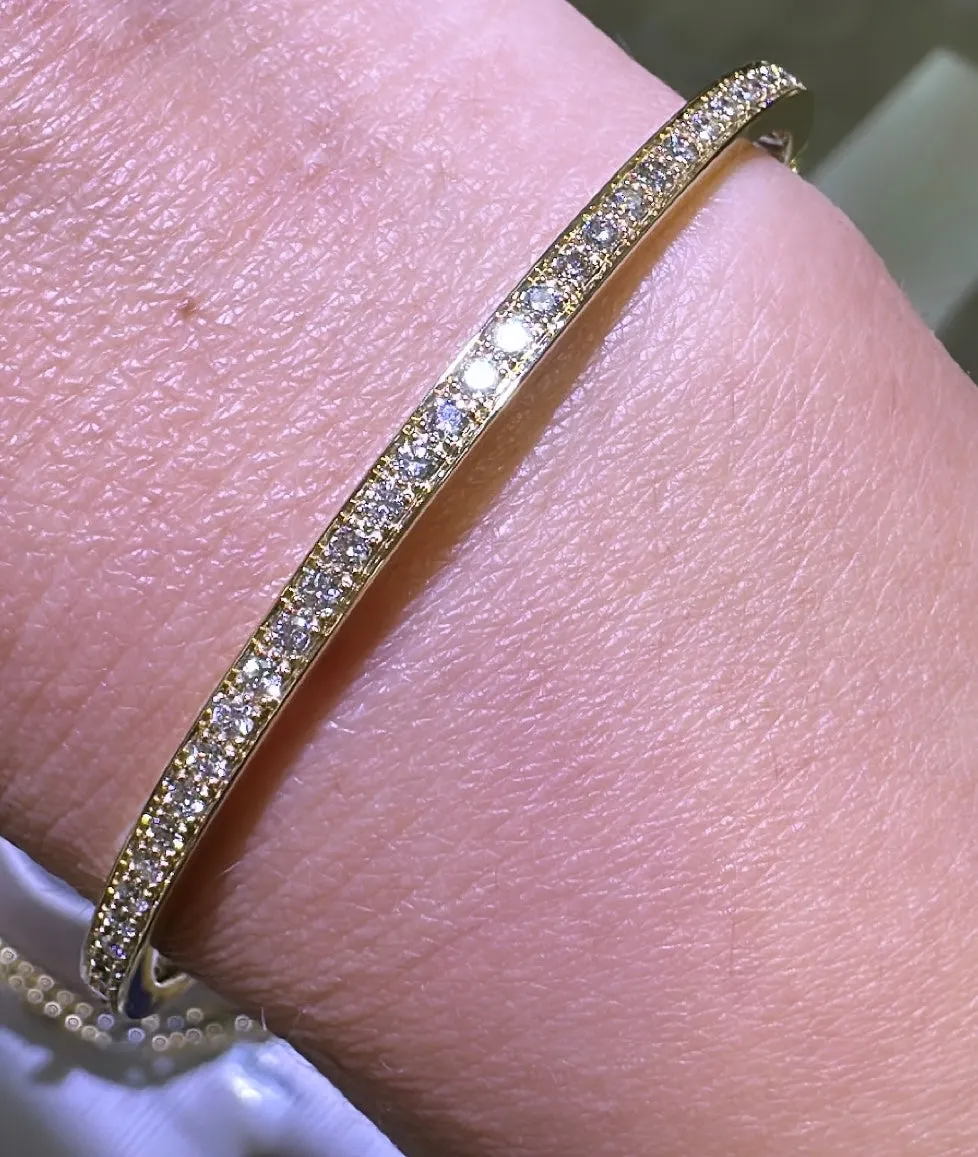 1.47ct t.w. Diamond All the way Around Bangle Bracelet