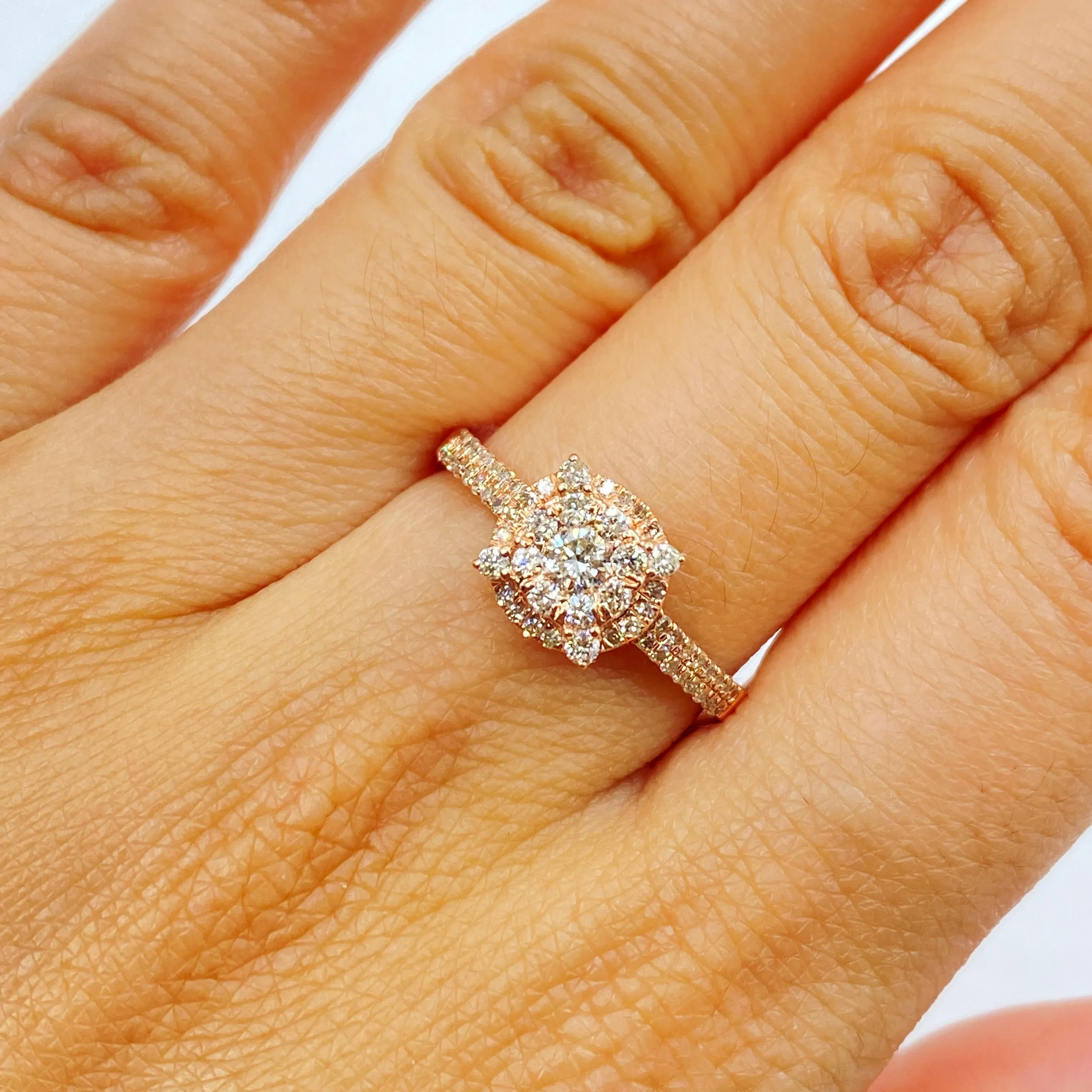 14K Sydney Circle Halo Diamond Ring