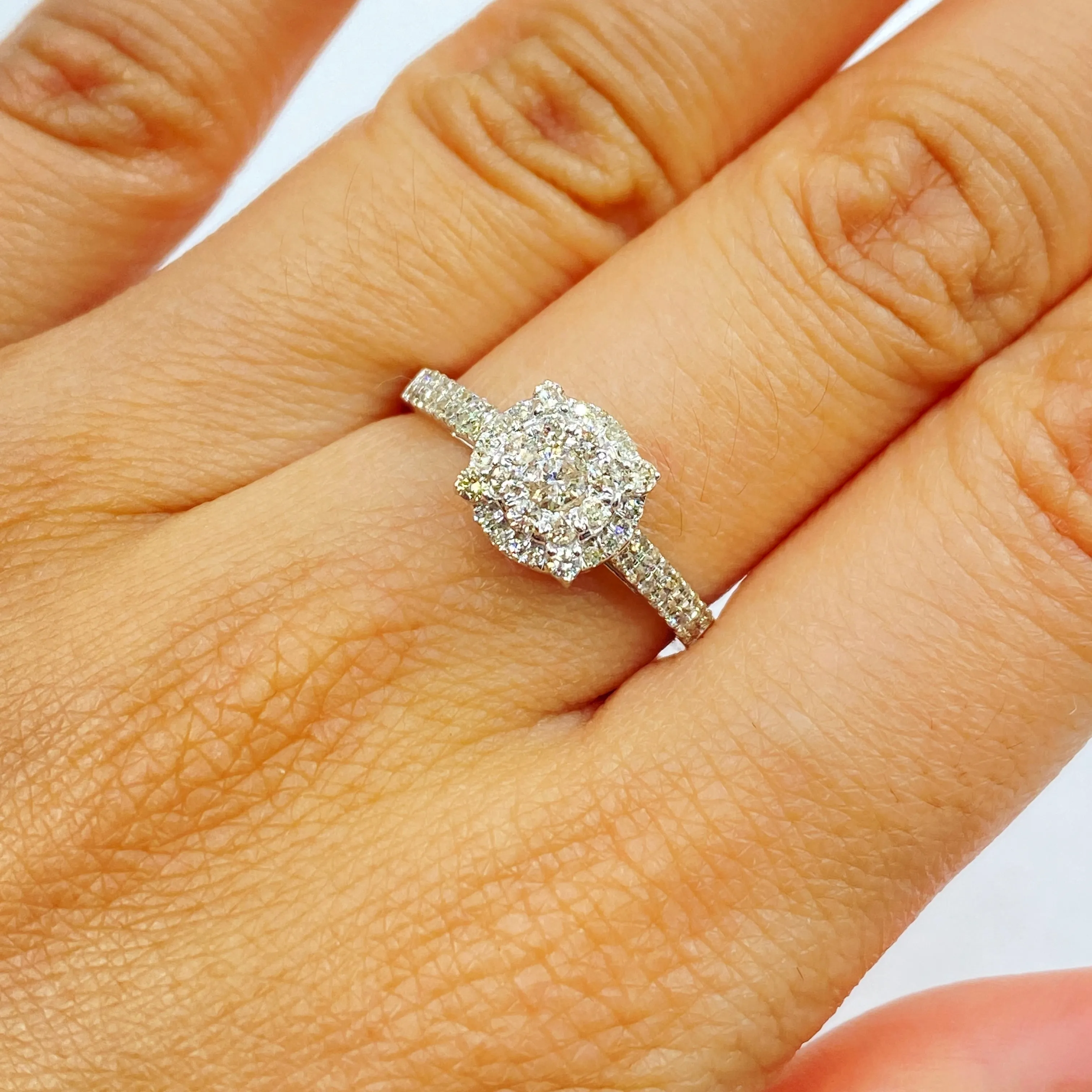 14K Sydney Circle Halo Diamond Ring