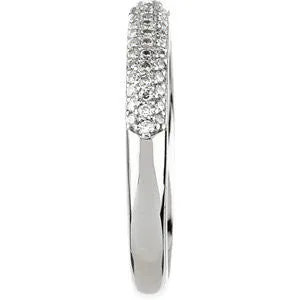14k White Gold Pavé Accented Engagement Ring or Band, Size 7