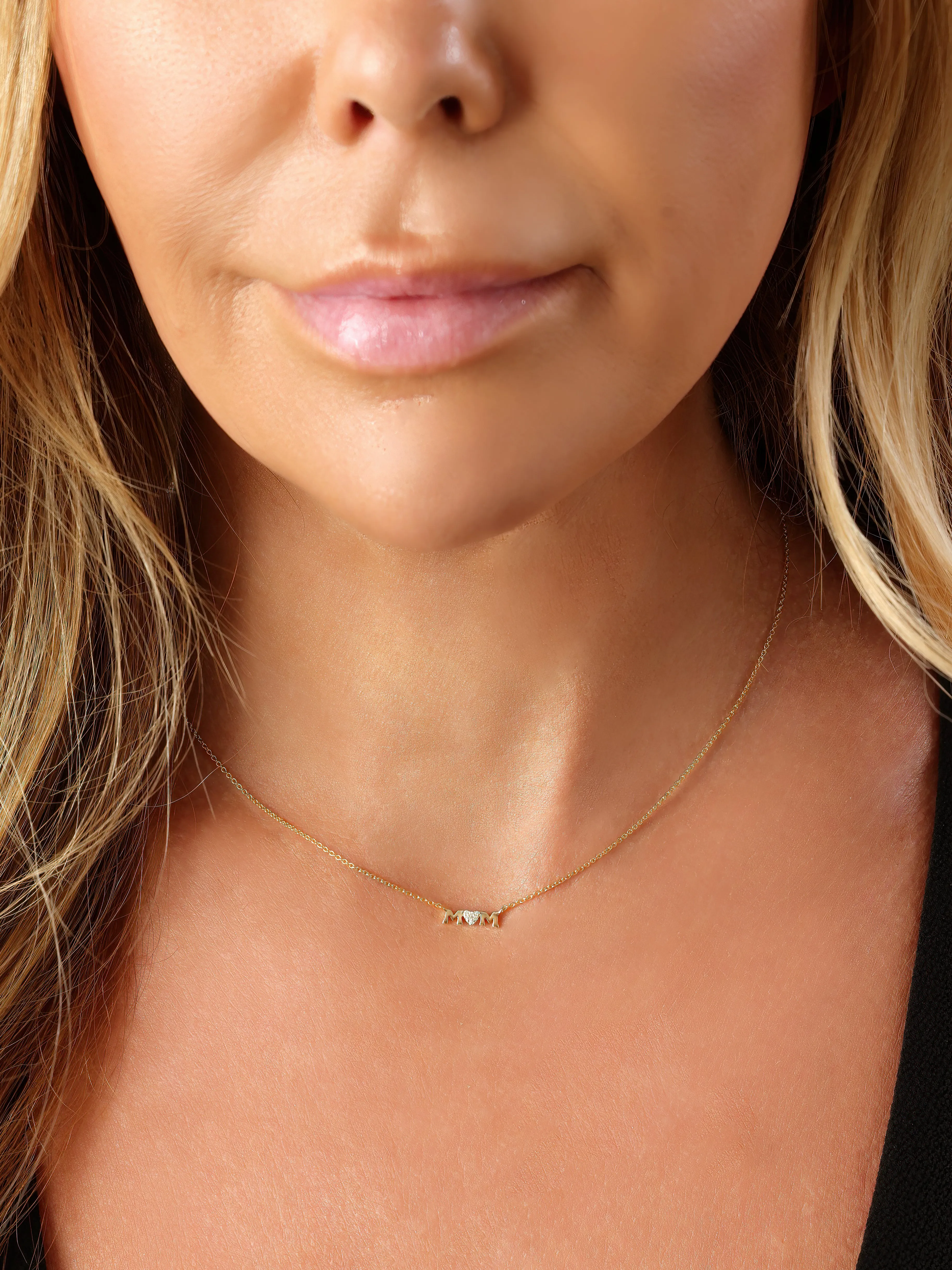 14k Yellow Gold Diamond Mom Necklace