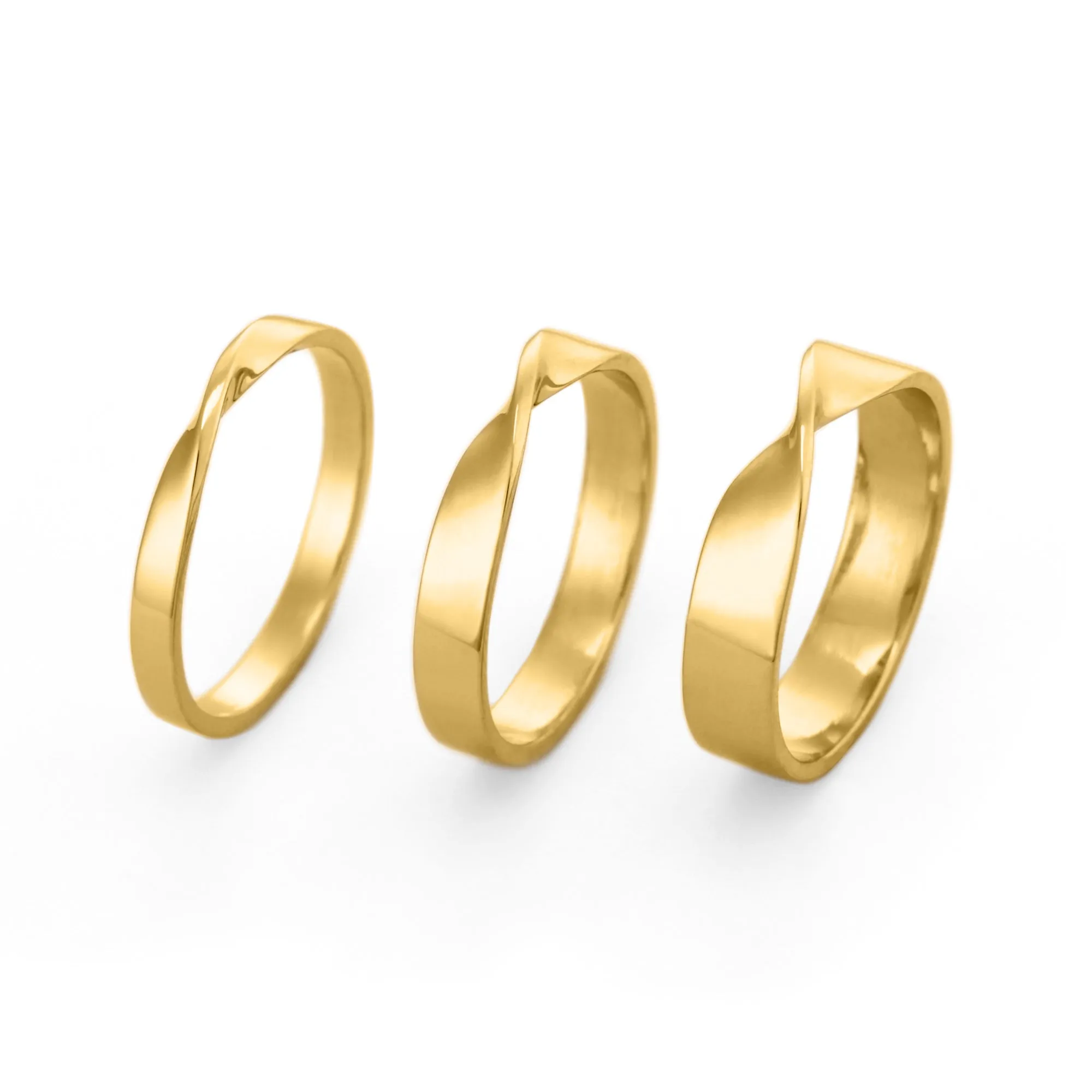 18K Gold 4mm Mobius Wedding Ring