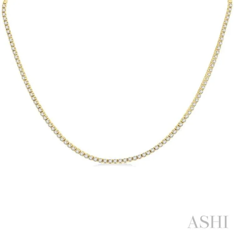 7.00 ctw Round Cut Diamond Tennis Necklace in 14K Yellow Gold