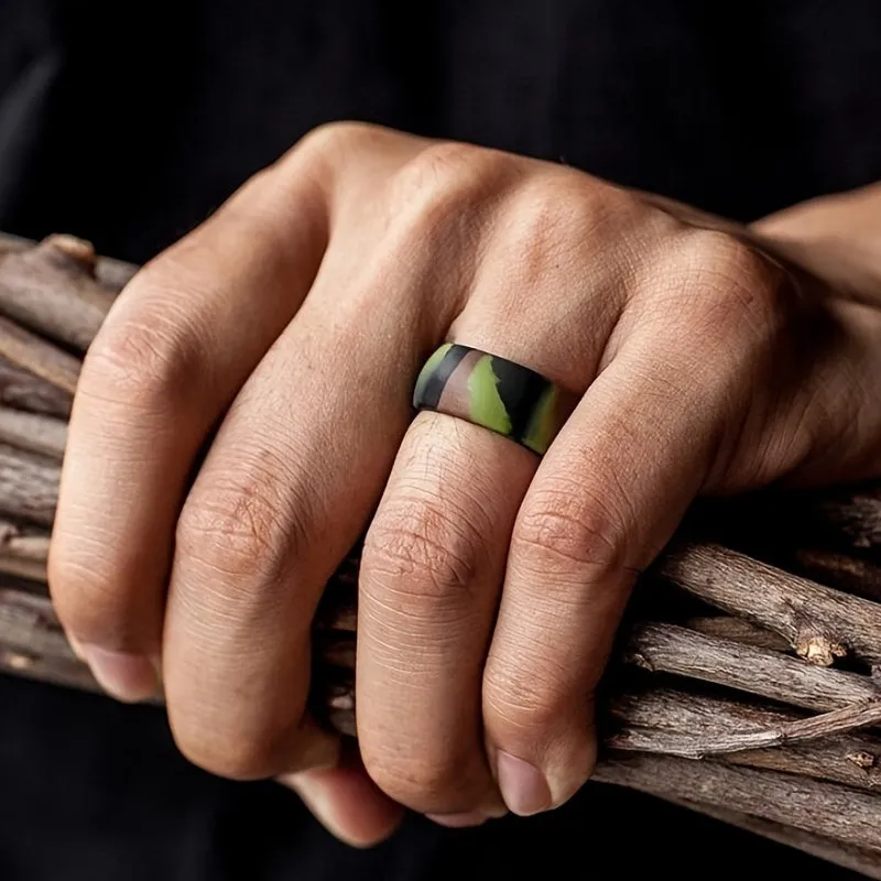 7pcs Silicone Wedding Band Rings Men Women Flexible Rubber Ring