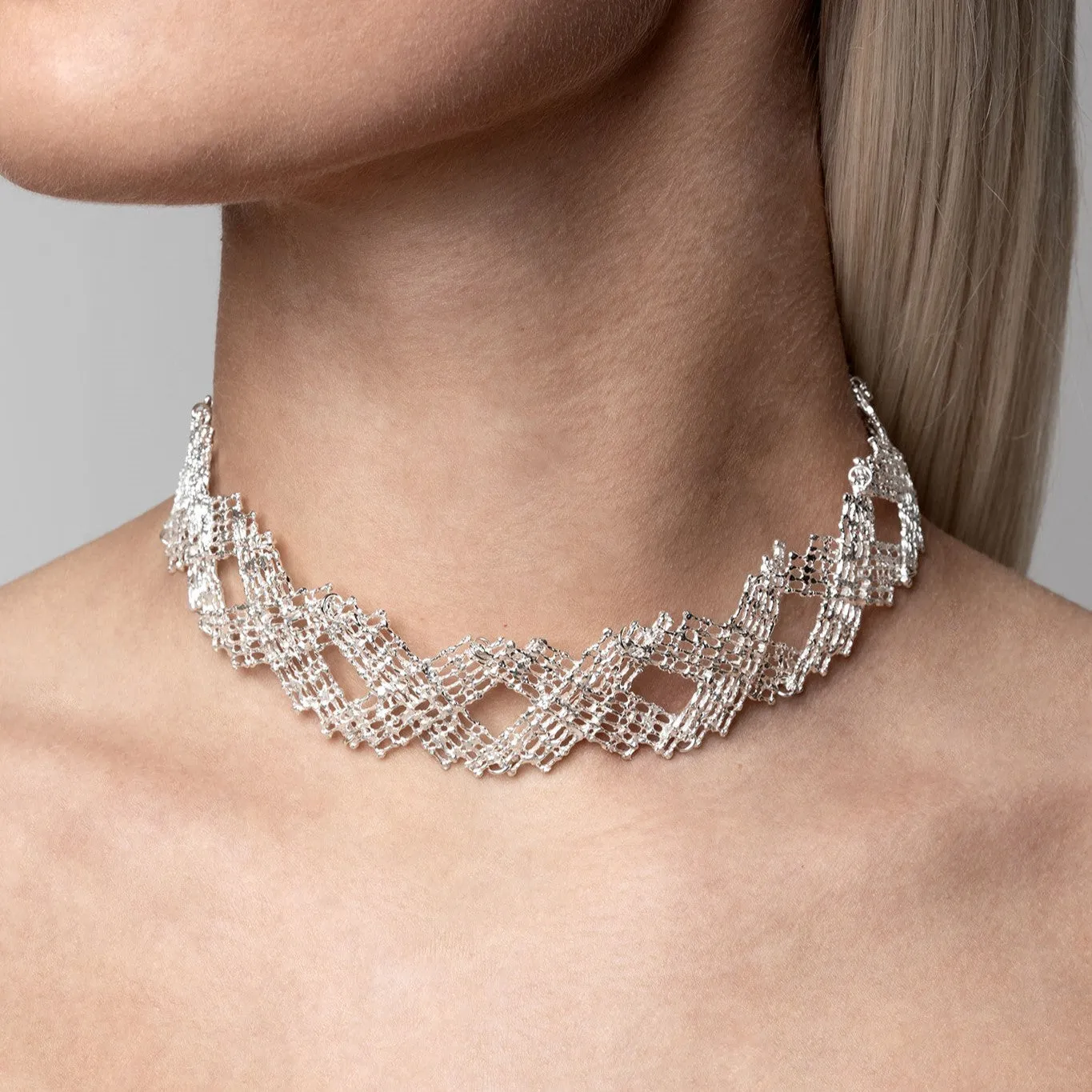 ALVÖR necklace