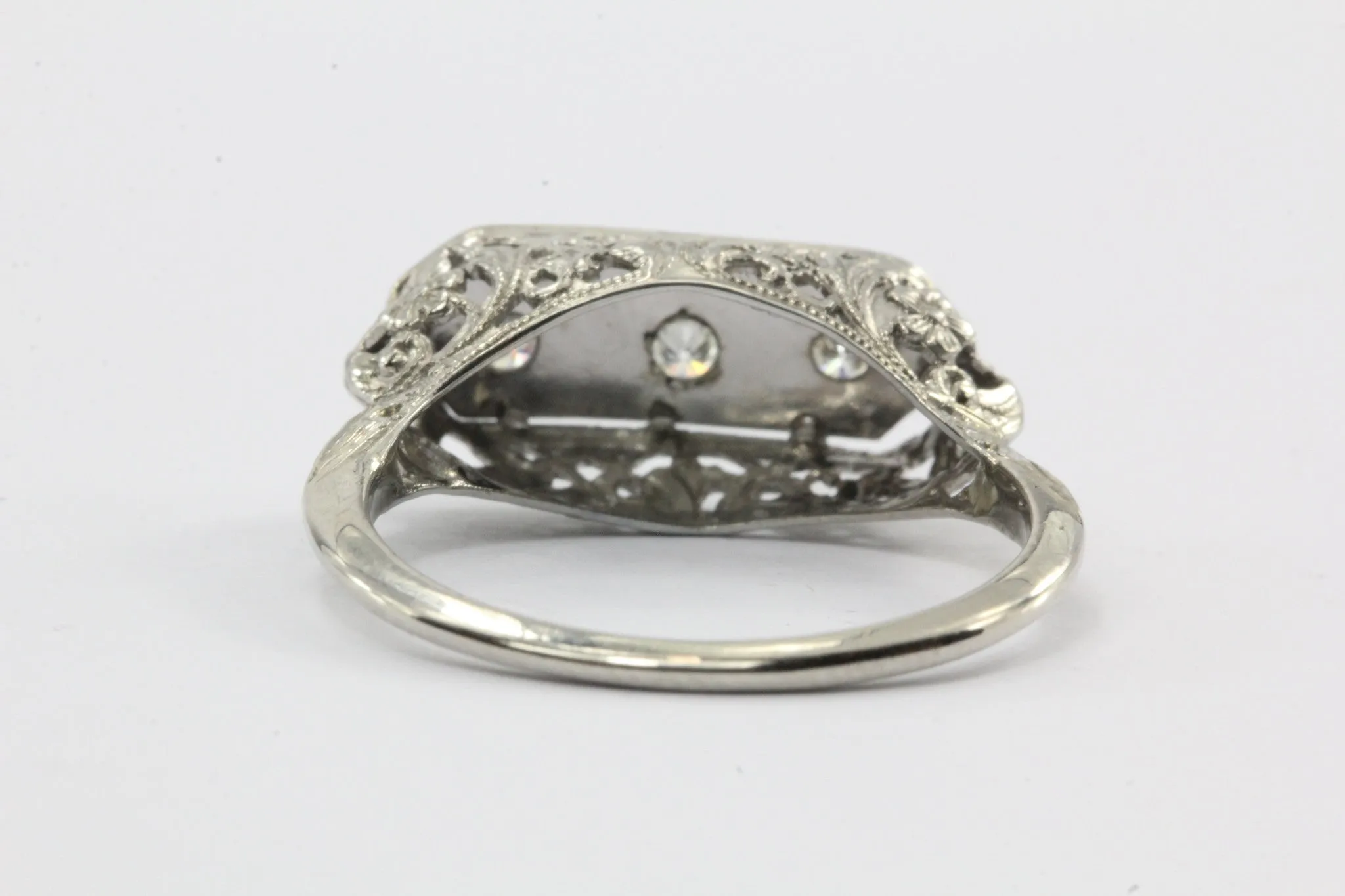 Antique Art Deco 18K White Gold & 3 Stone Diamond Engagement Ring