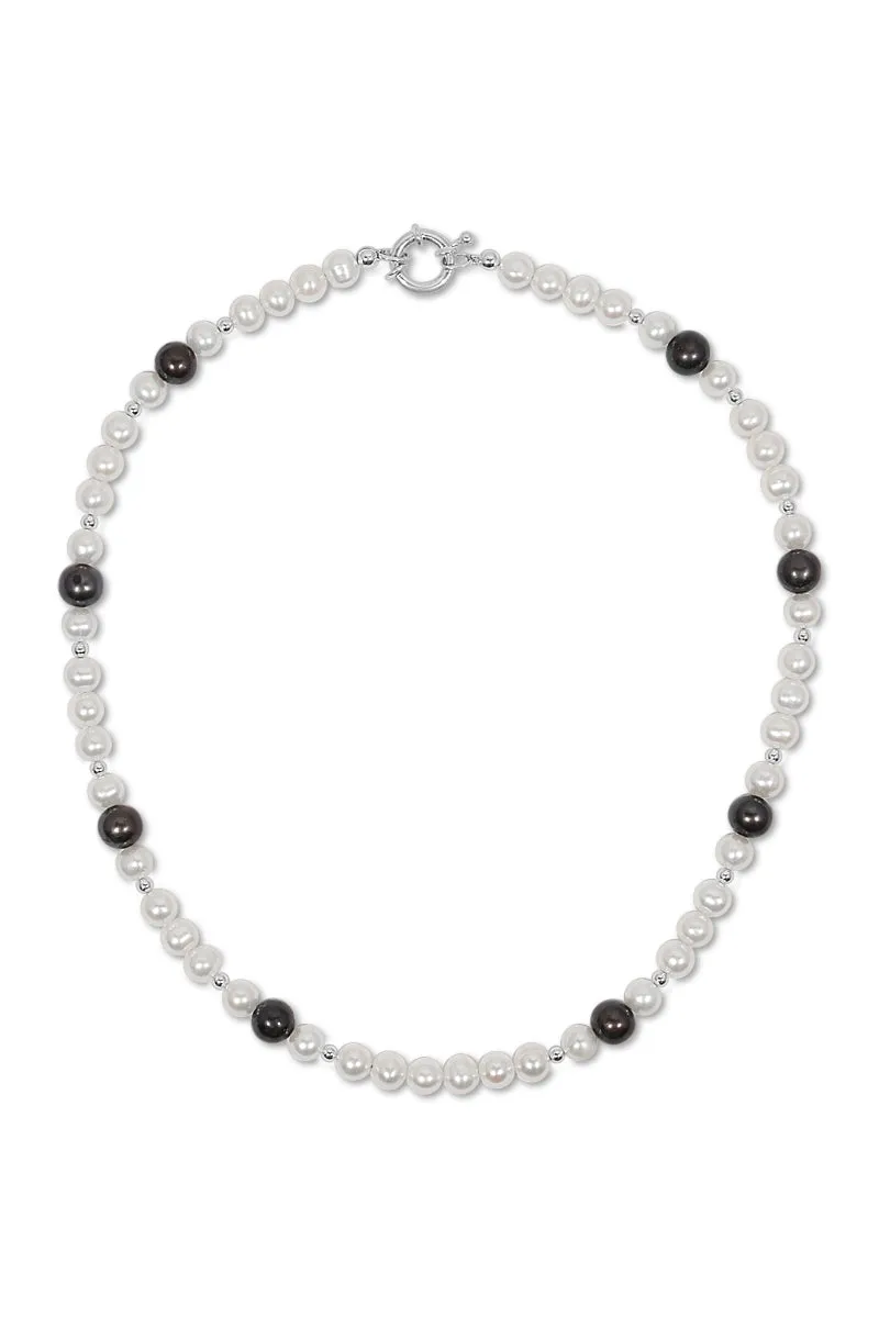 Brooklyn Pearl Necklace