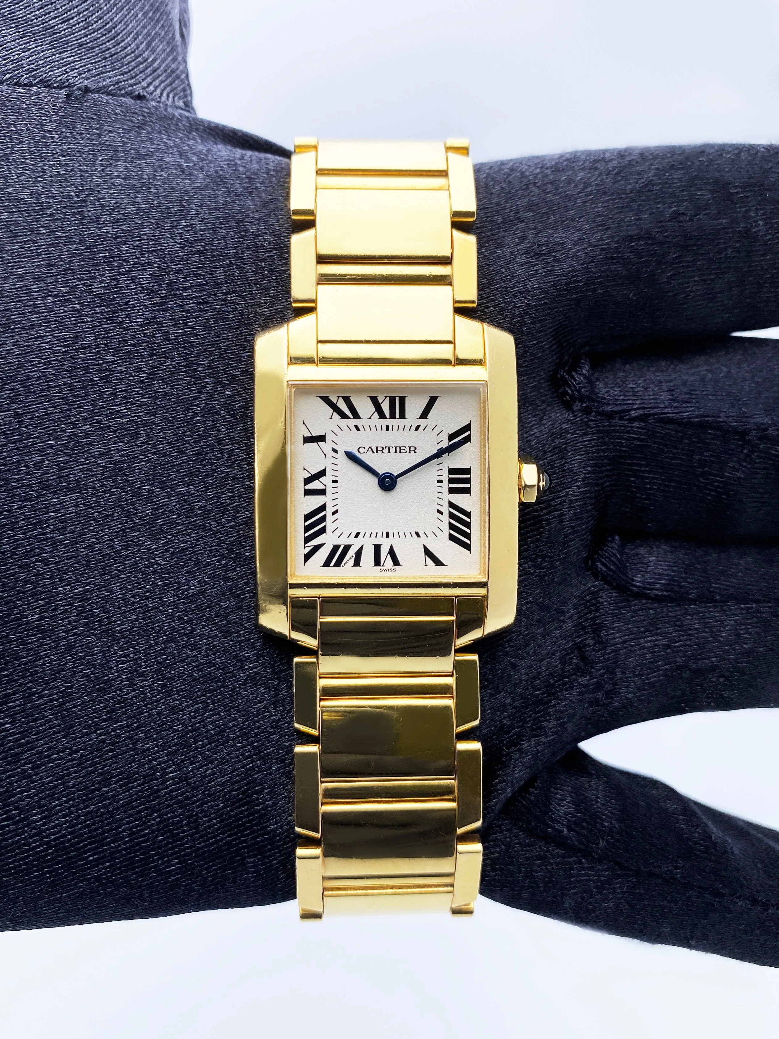 Cartier Tank Francaise W50003N2 Midsize Ladies Watch