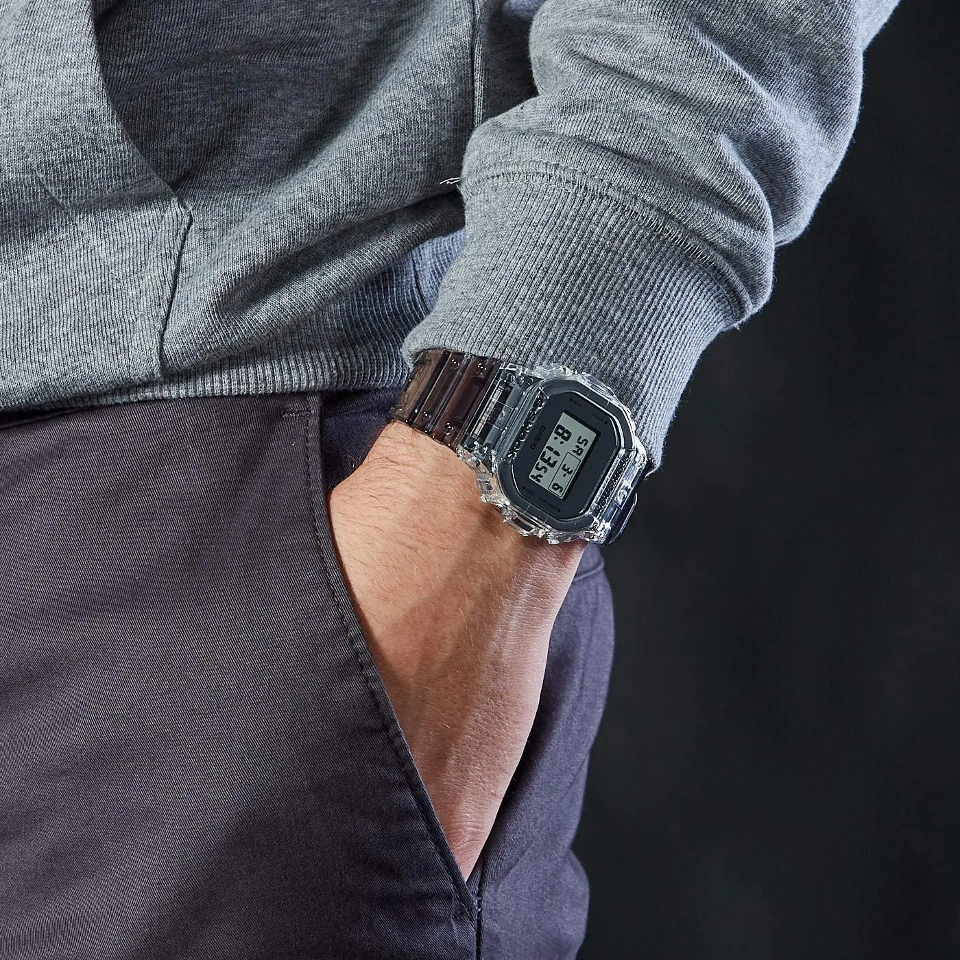 Casio - DW-5600SK-1DR