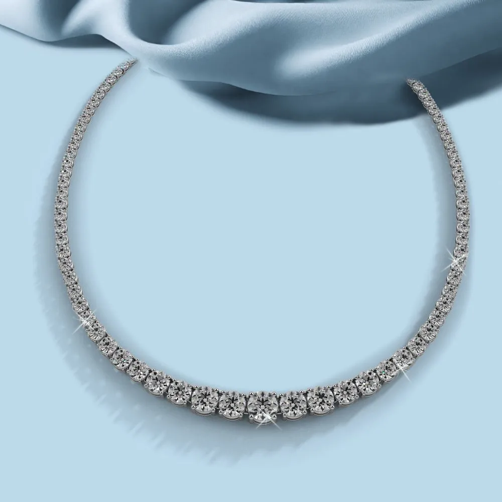 Classic Graduated Strand Of Diamonds with 12.04 ct.(finished)