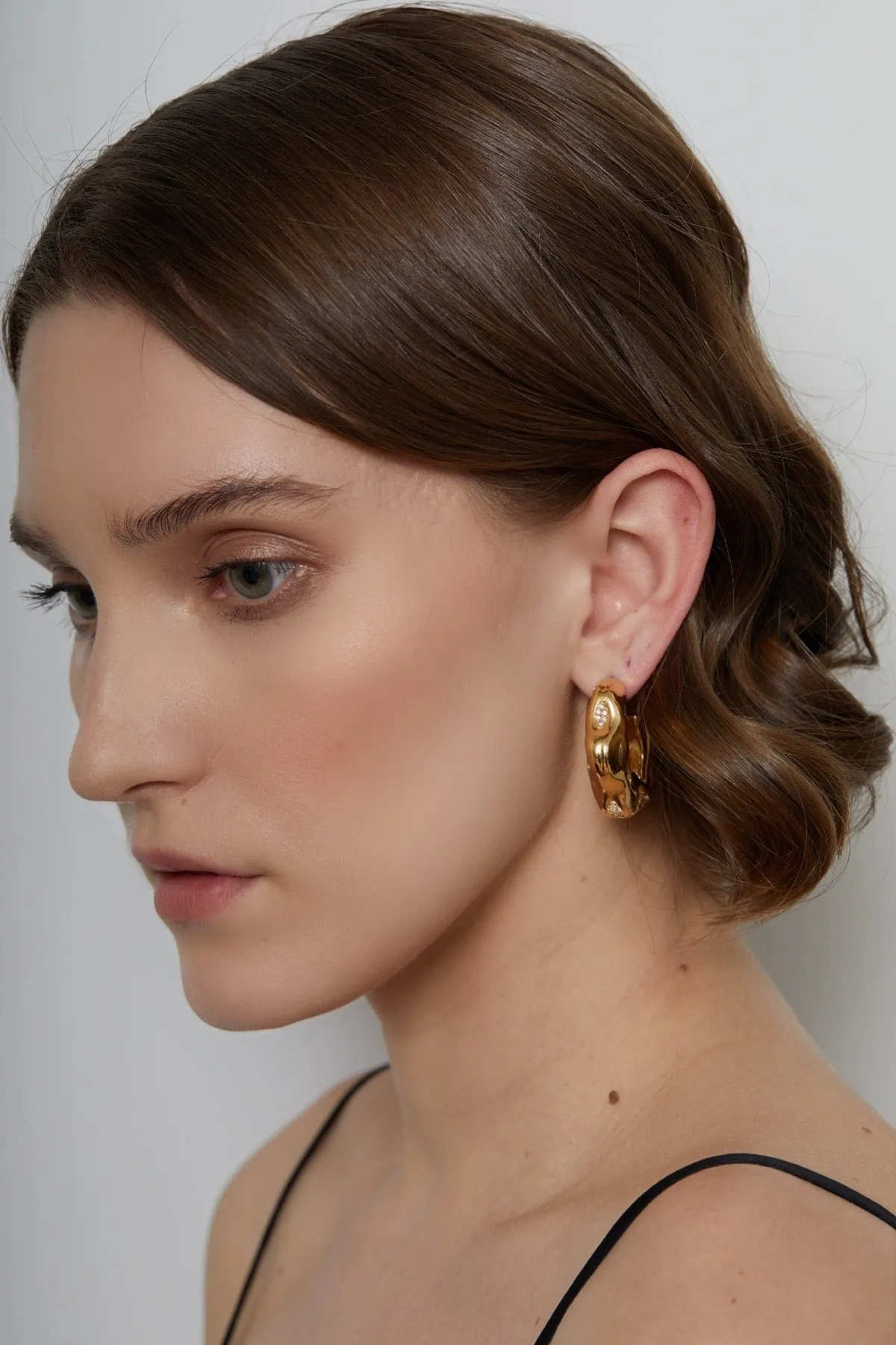 FEMININE WAVES PAVE HOOP EARRINGS