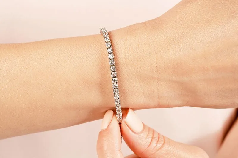 Four Prong Classic Lab-Grown Diamond Tennis Bracelet with 3.98 ct.(finished) 2.6mm