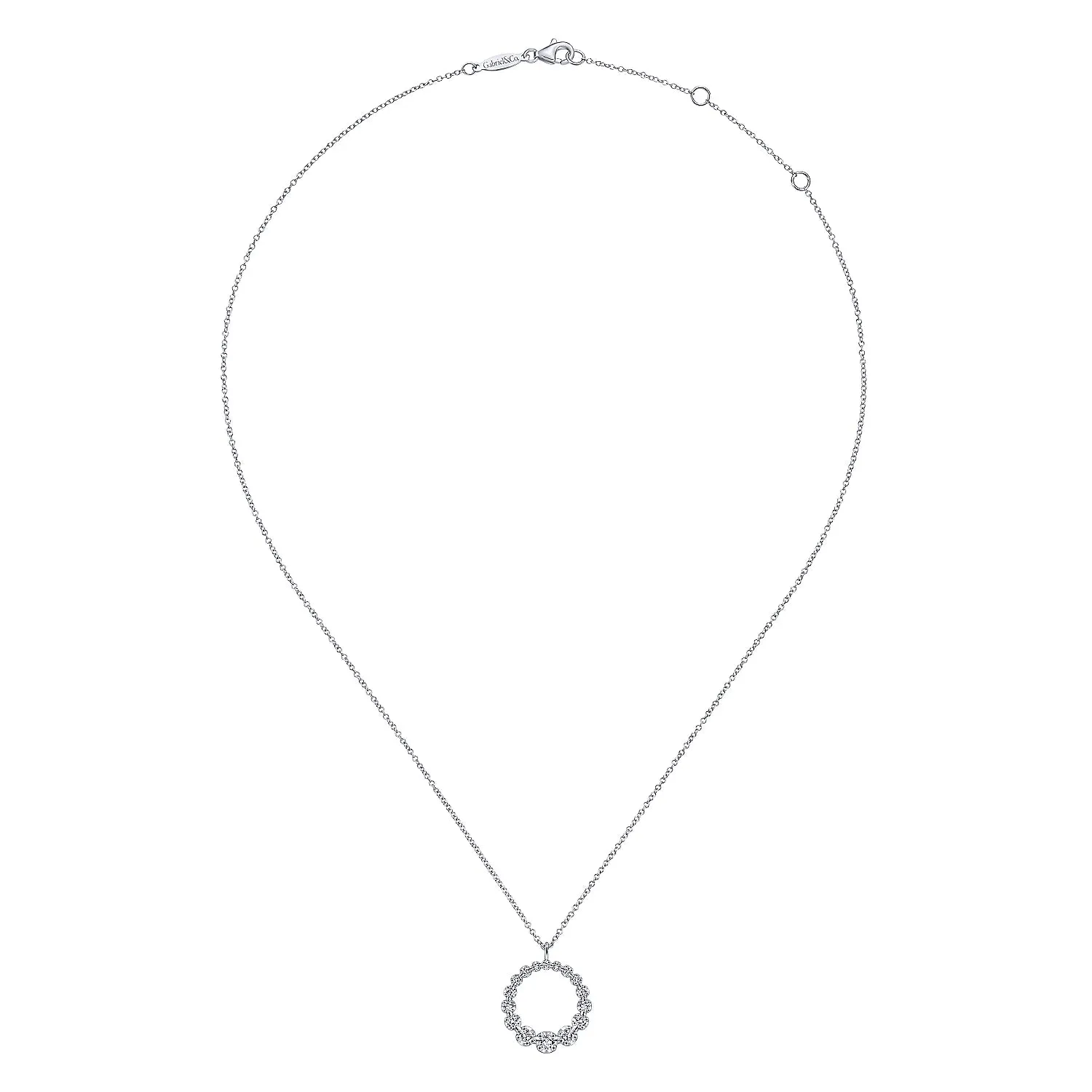 Graduated Diamond Circle Pendant Necklace