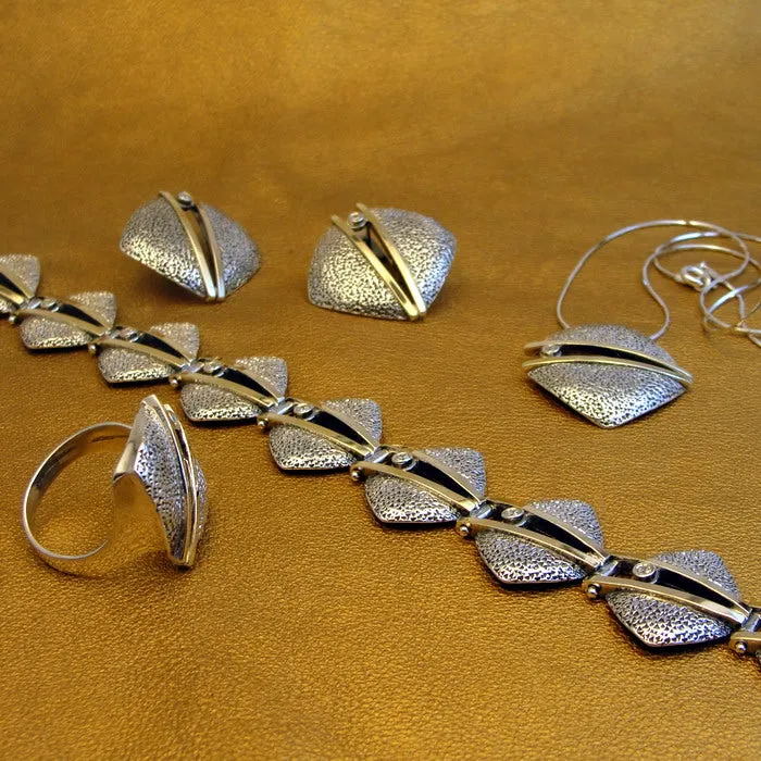 Hadar Designers Earrings 9K Yellow Gold Sterling Silver Zircon Handmade Art (MS)