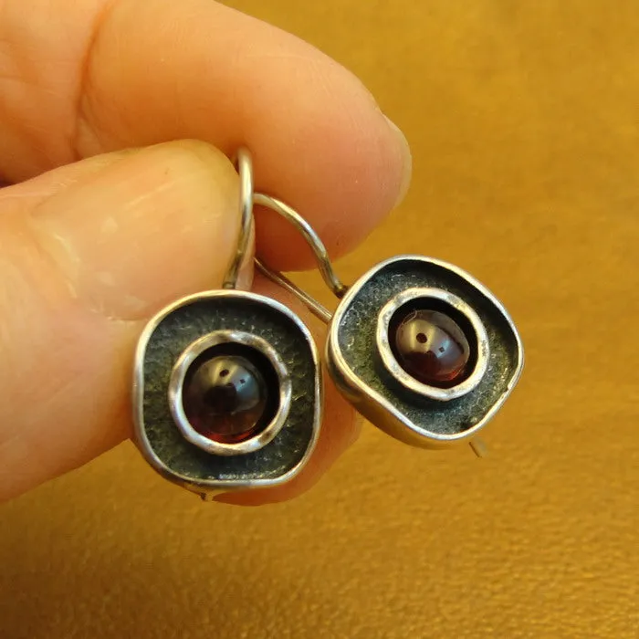 Hadar Designers Red Garnet Earrings 925 Sterling Silver Handmade Art (ms 1608s)y