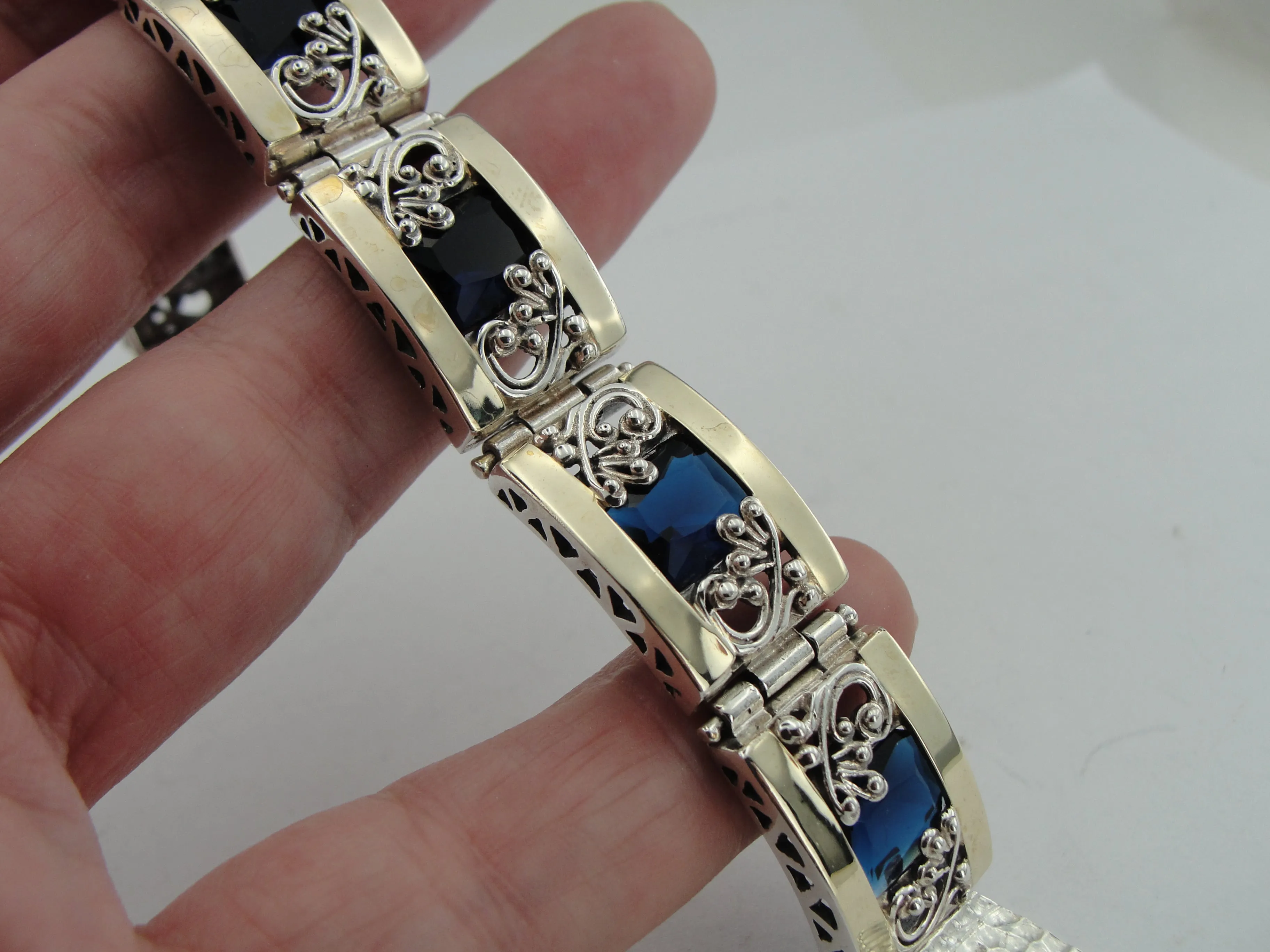 Hadar Designers Turquoise Earrings 9k Yellow Gold 925 Silver Handmade (S 1658)