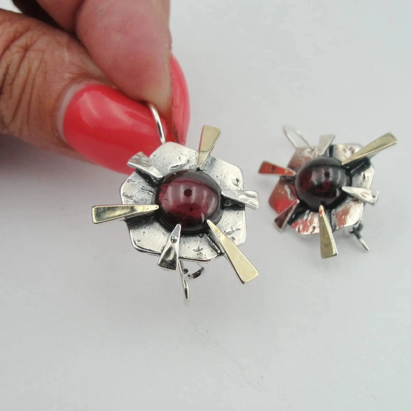 Hadar Designers Wild Red Garnet Earrings 9k Yellow Gold Sterling Silver (ms)y p