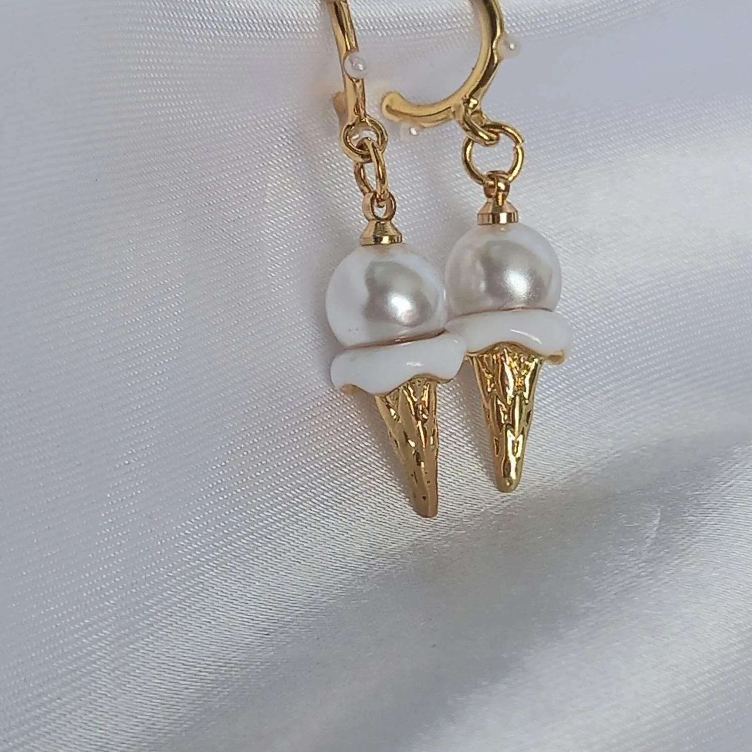 Ice Cream Pearl Hoop Earrings - Pearl Jewellery,Pearl Earrings,Gold Earrings,Hoop Earrings In The UK,Gold Hoops In The UK,Pearl Jewellery