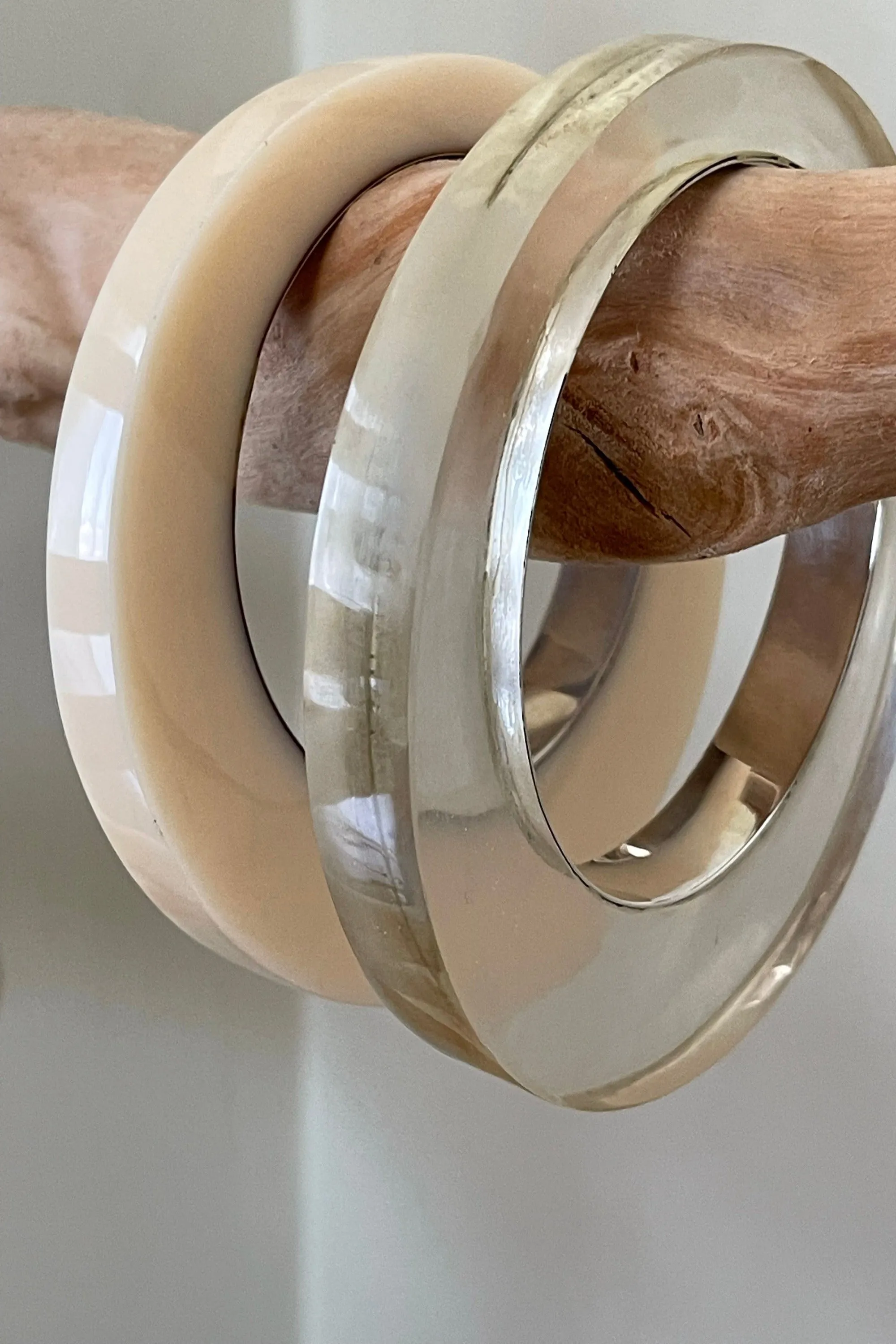 Iris - Resin Sterling Silver Bracelet - Beige