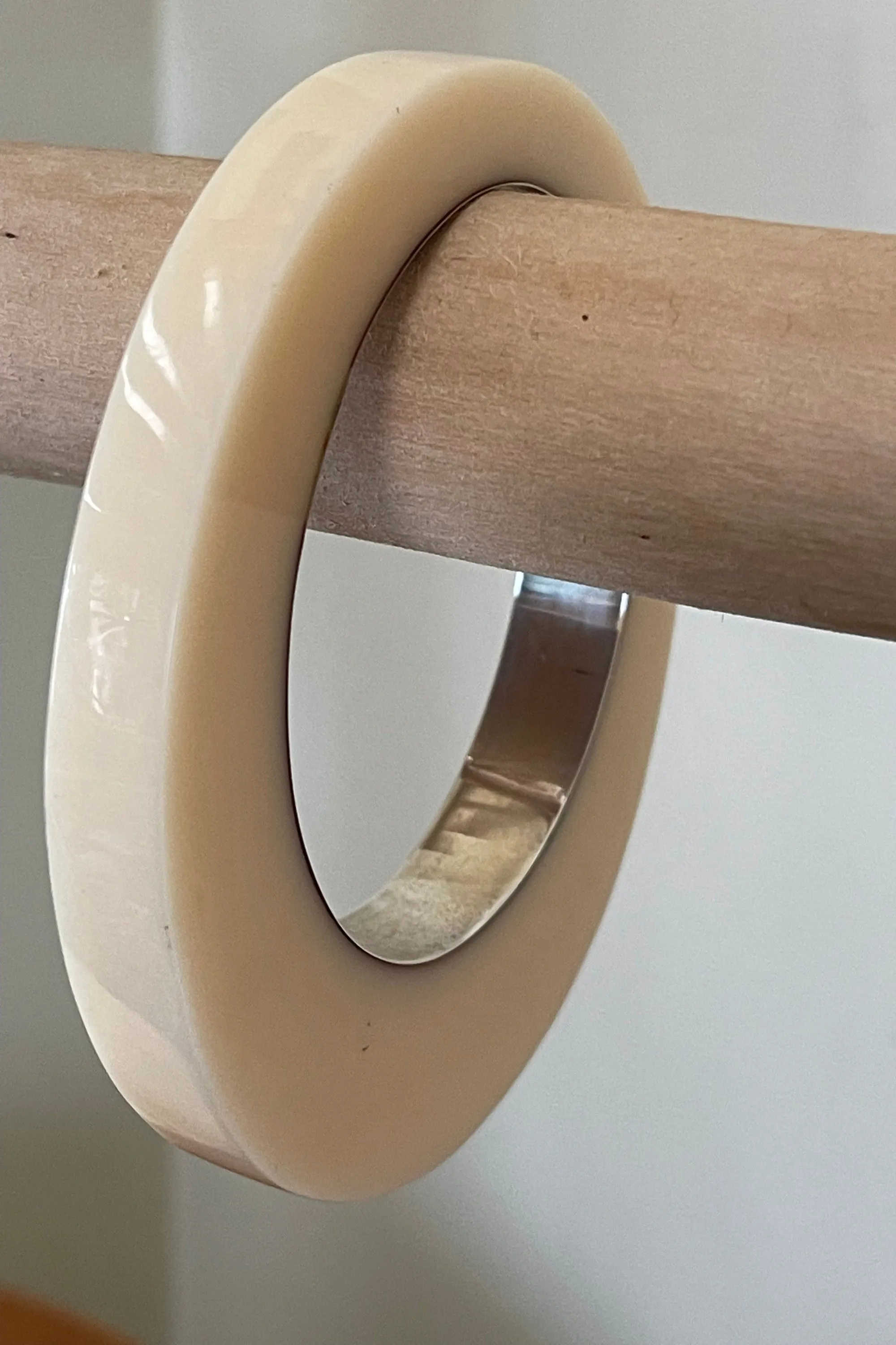 Iris - Resin Sterling Silver Bracelet - Beige