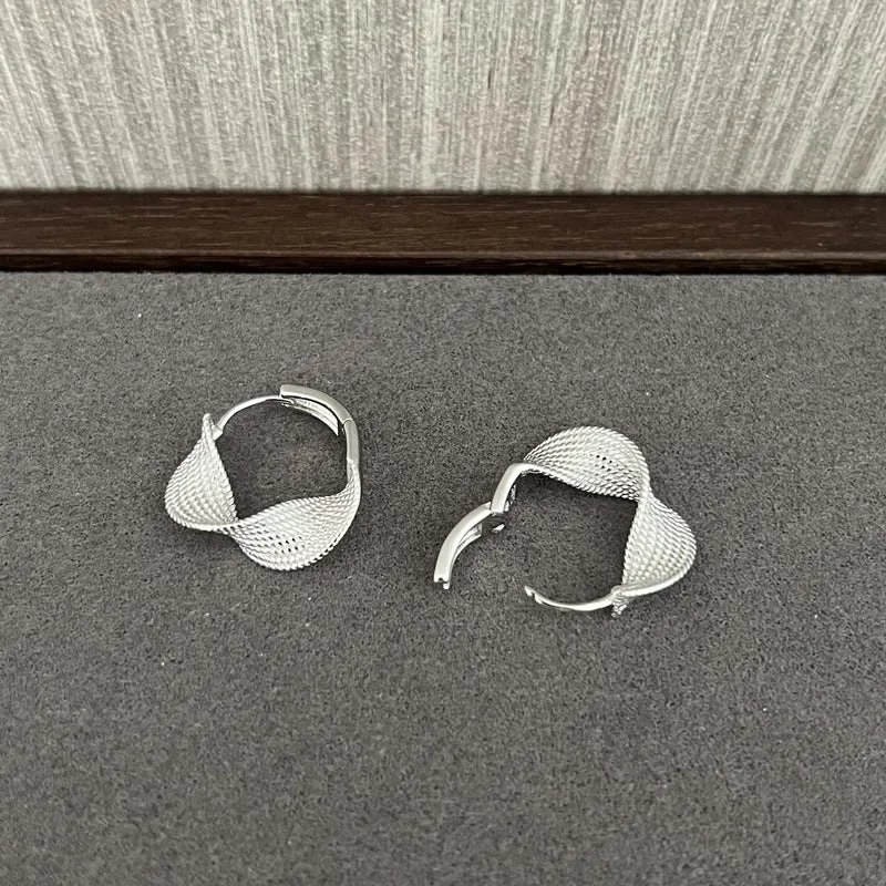 Irregular Wavy Edge Twisted Hoop Earrings