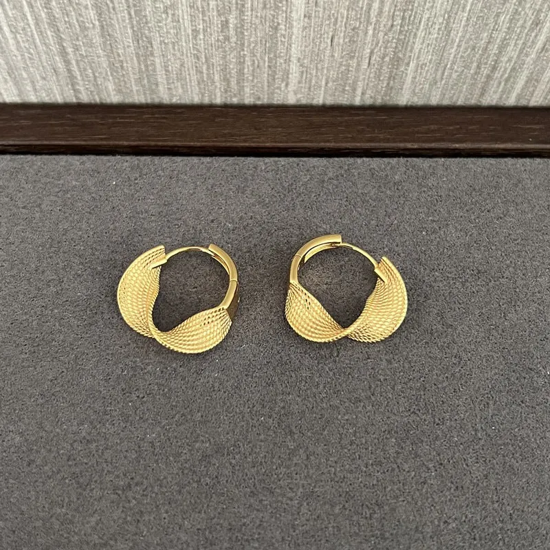 Irregular Wavy Edge Twisted Hoop Earrings