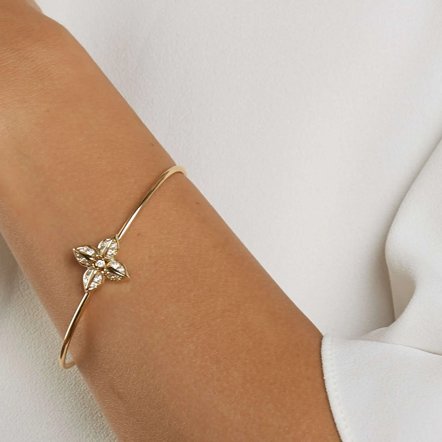 Jardin Diamond Flower Bracelet