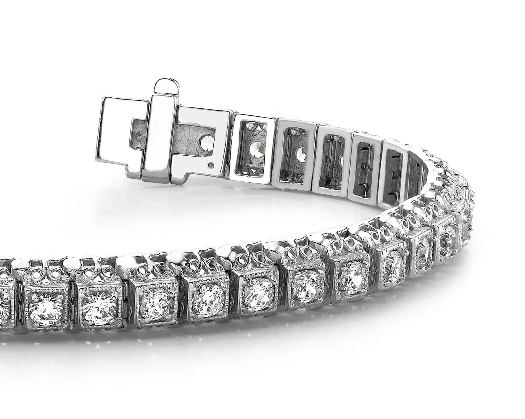 Milgrain Square Link Diamond Bracelet with 2.82 ct.(finished) 2.5mm