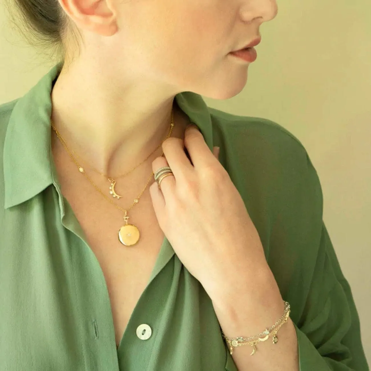 Moon 18K Yellow Gold Birthstone "April" Diamond Necklace