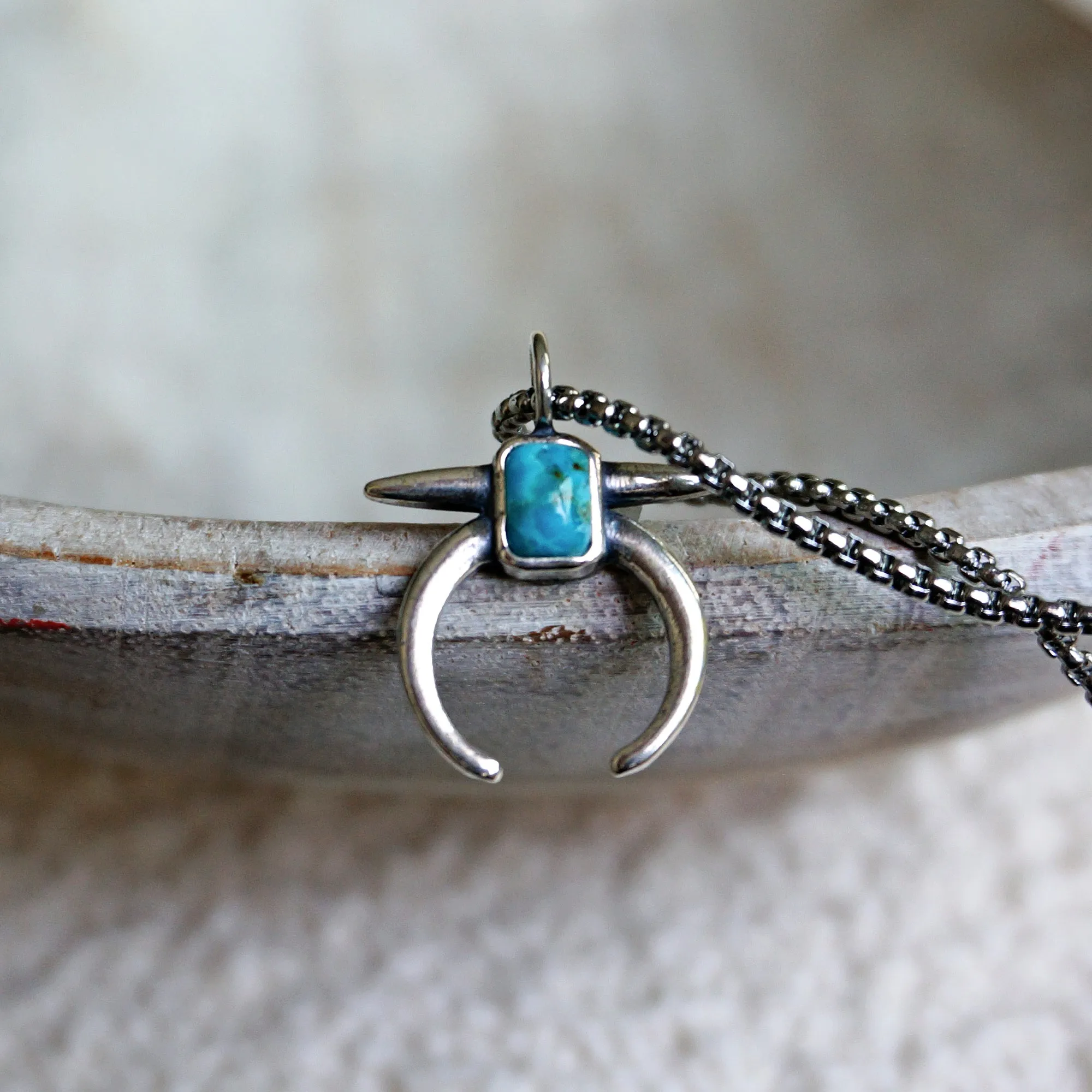 Naja Turquoise Necklace