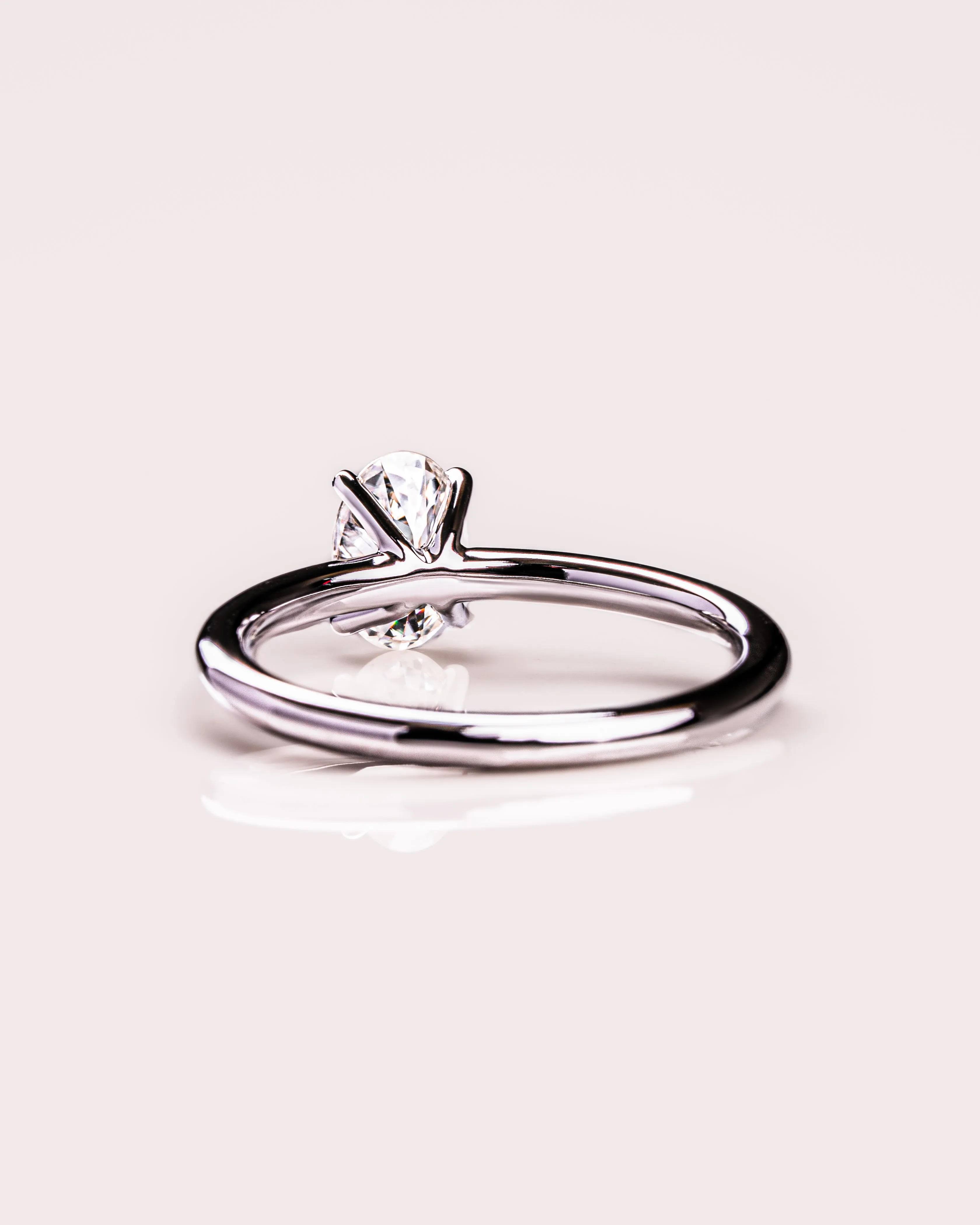 Ready to Ship - Becca - Oval