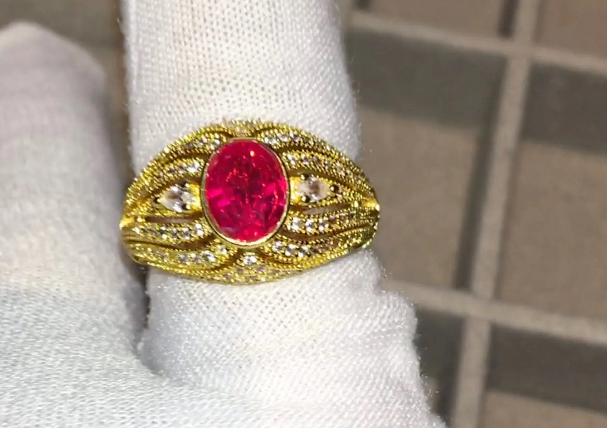 Red Diamond Ring | Red Diamond Engagement Ring | Womens Gold Wedding Ring | Womens Red Diamond Ring | Gold Red Diamond Ring | Gold Ruby Ring