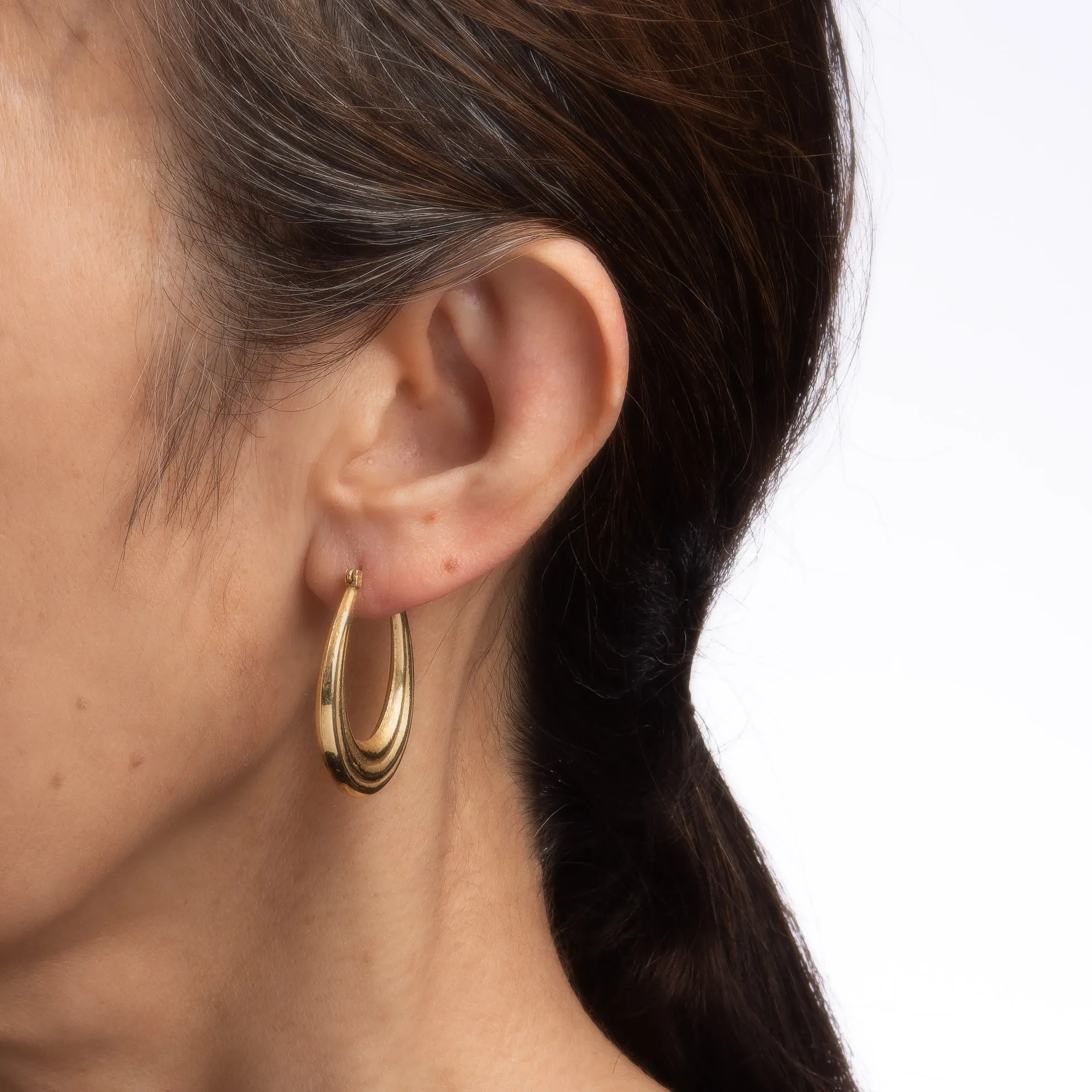 Ridged Oval Hoop Earrings Vintage 14k Yellow Gold 1.25" Drops Estate Jewelry