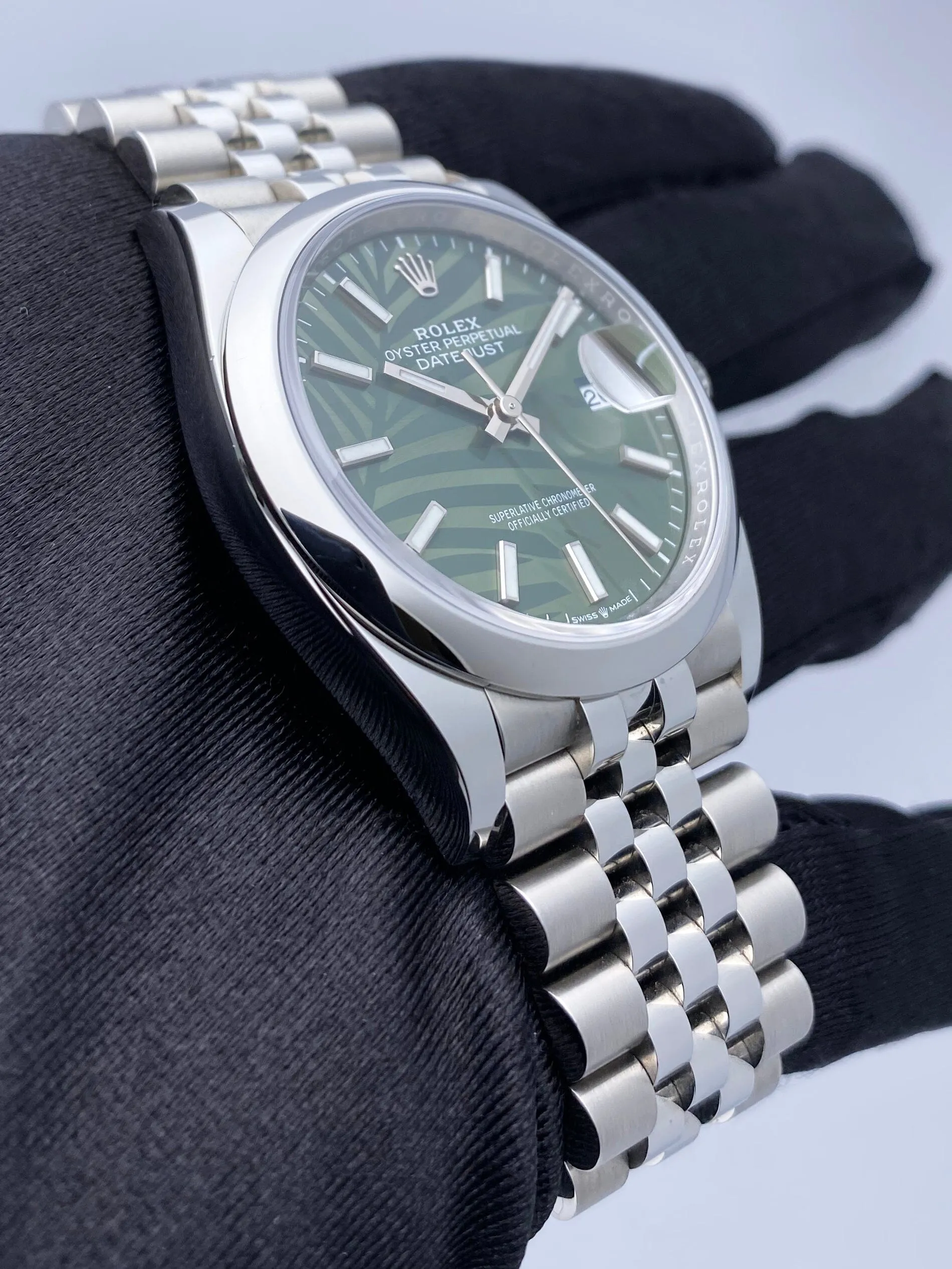 Rolex Datejust 36 126200 Palm Dial Steel Mens Watch Box Papers