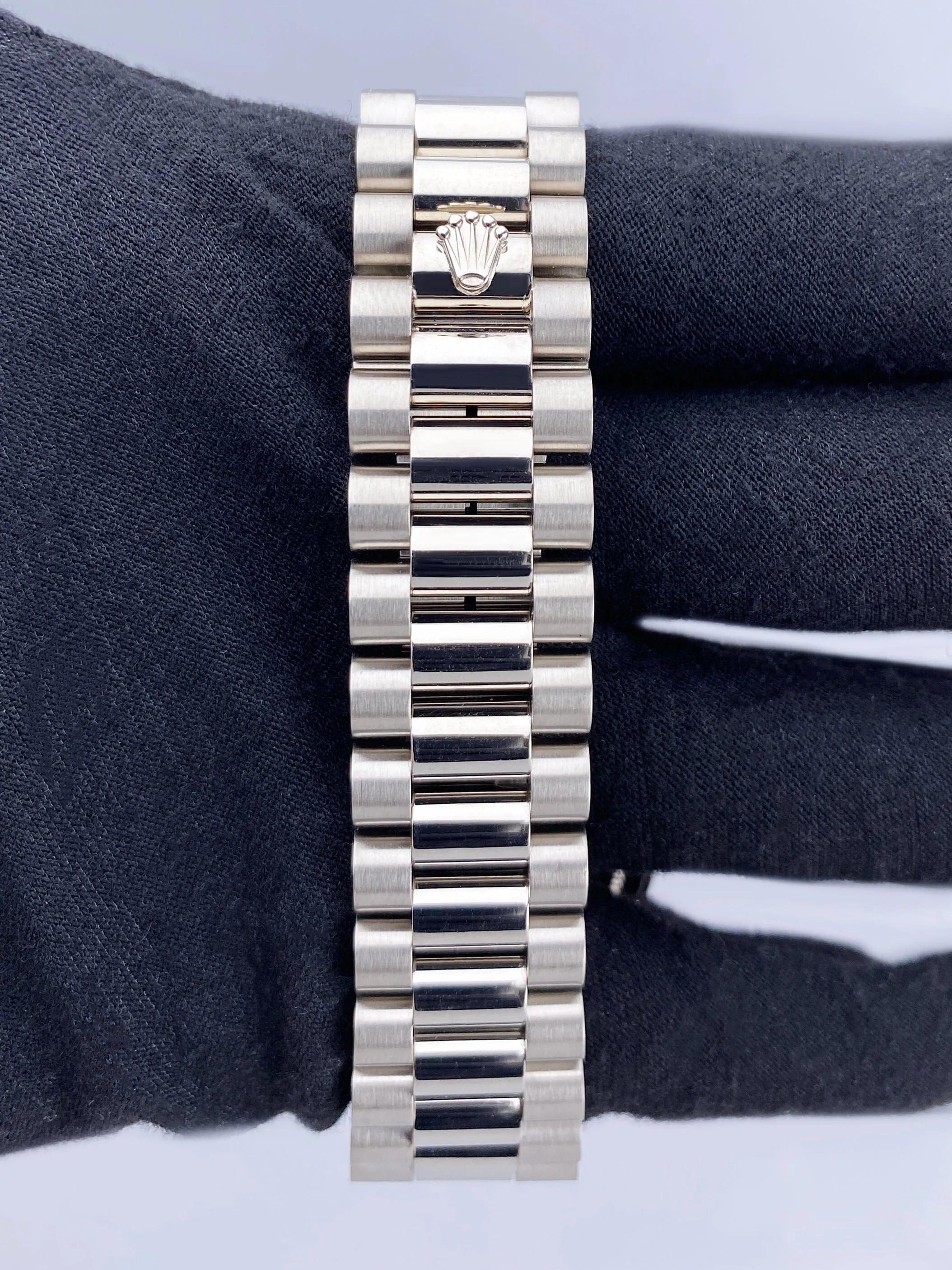 Rolex Day Date 18239 Blue Dial 18K White Gold Mens Watch