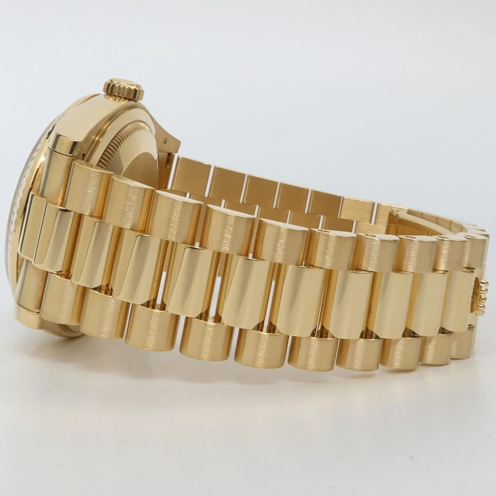 Rolex Day-Date 36mm Gold Diamond Dial Solid 18kt Yellow Gold Heavy 118238