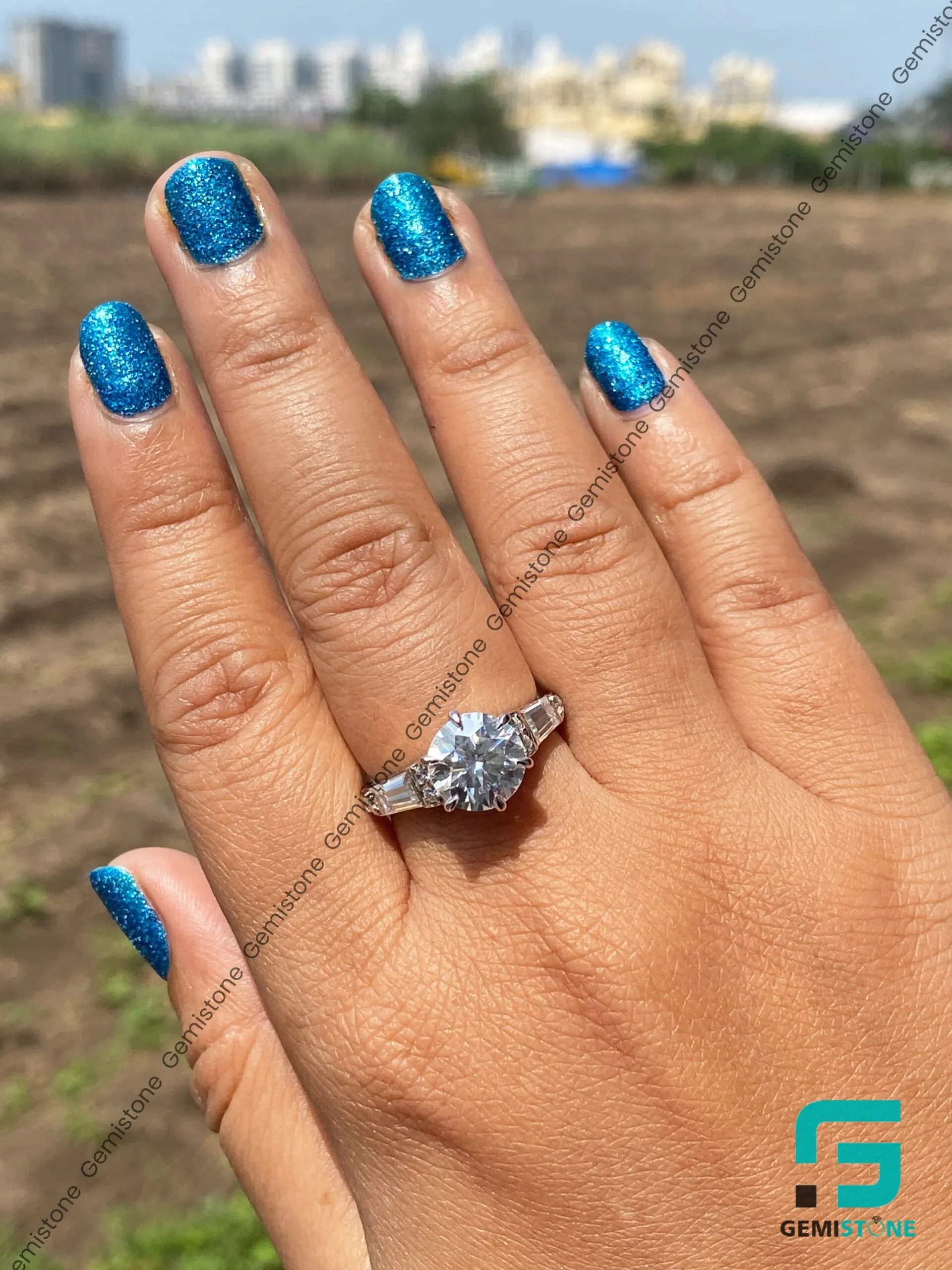 Round Brilliant Cut Moissanite Princess Beatrice Engagement Ring