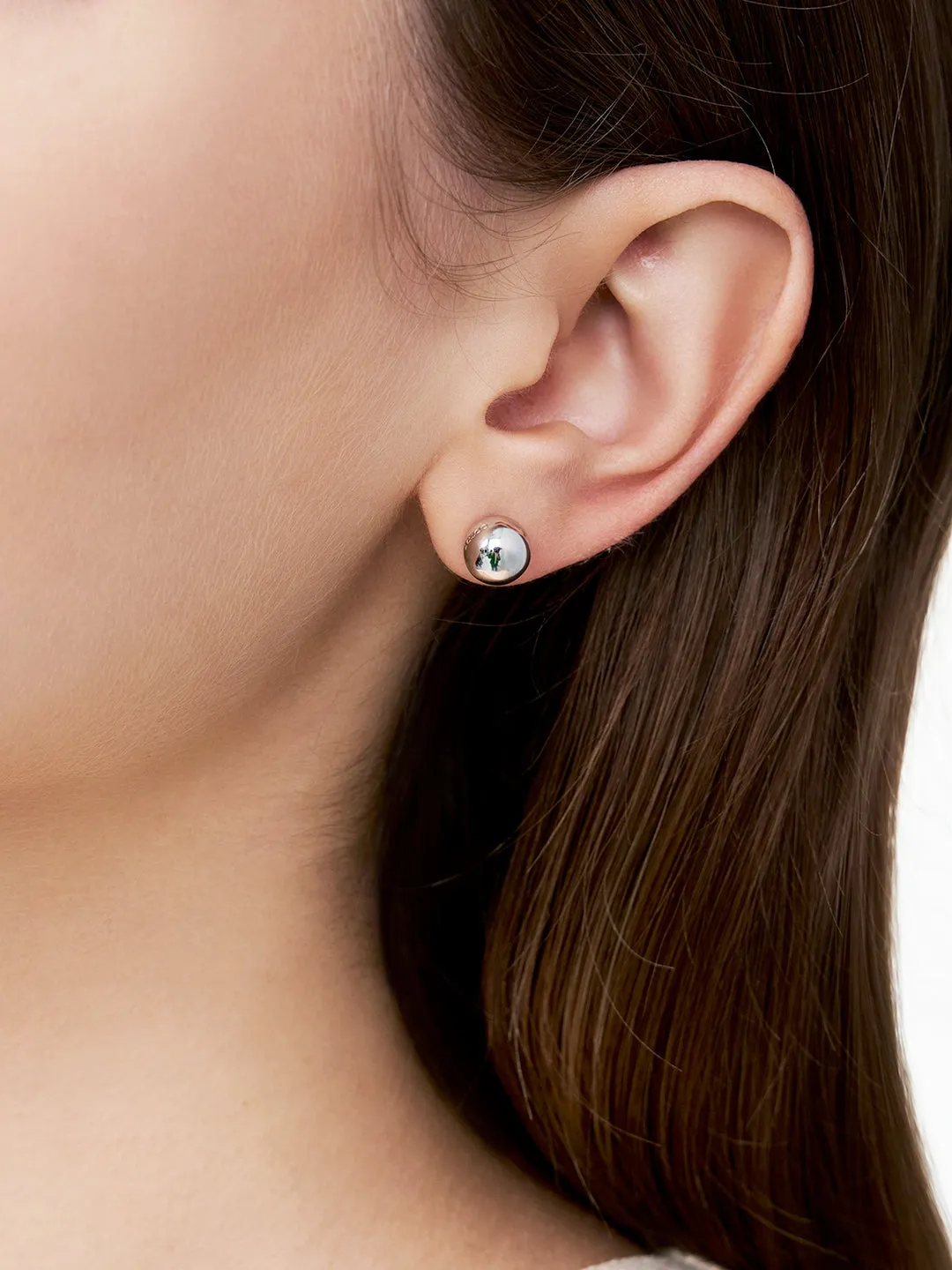 Round Sphere Studs