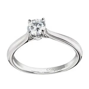Un Amor Engagement Ring