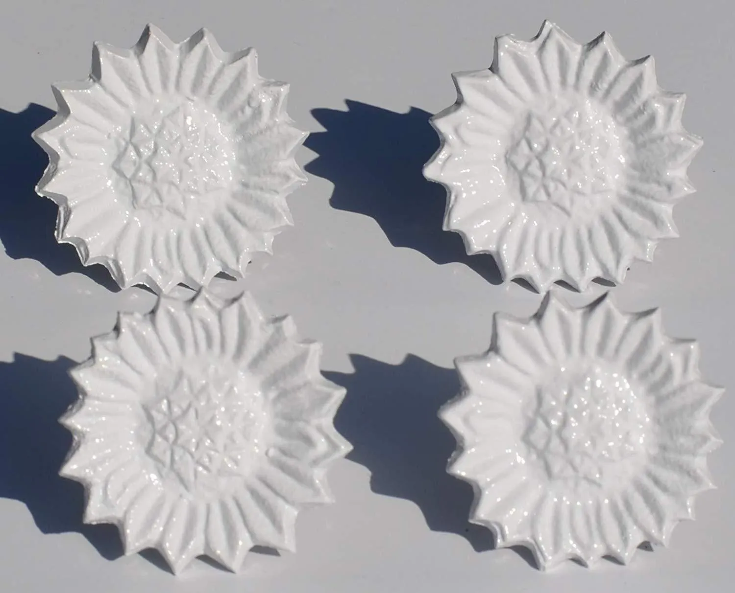 Vibhsa Sunflower White Napkin Rings Set of 4