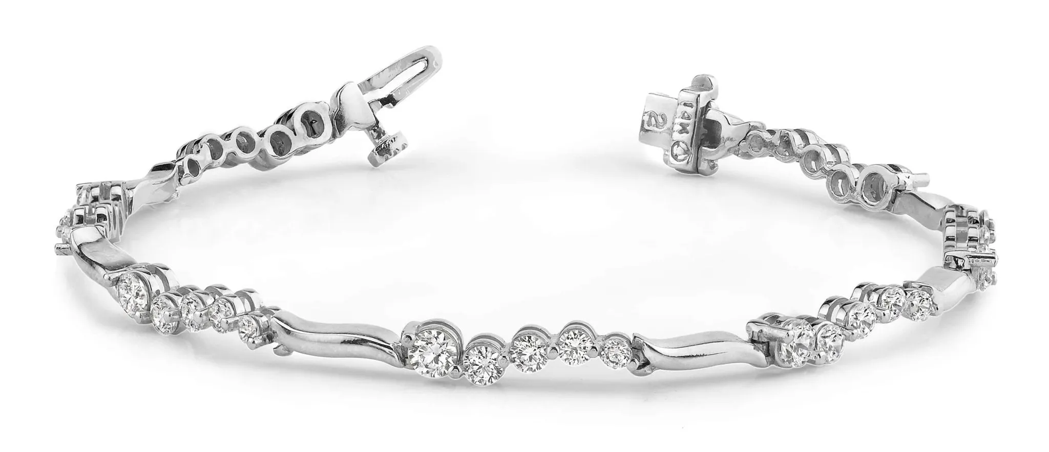 Wavy Journey Diamond Bracelet with 2.51 ct.(finished)