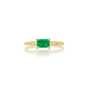 Women's emerald ring