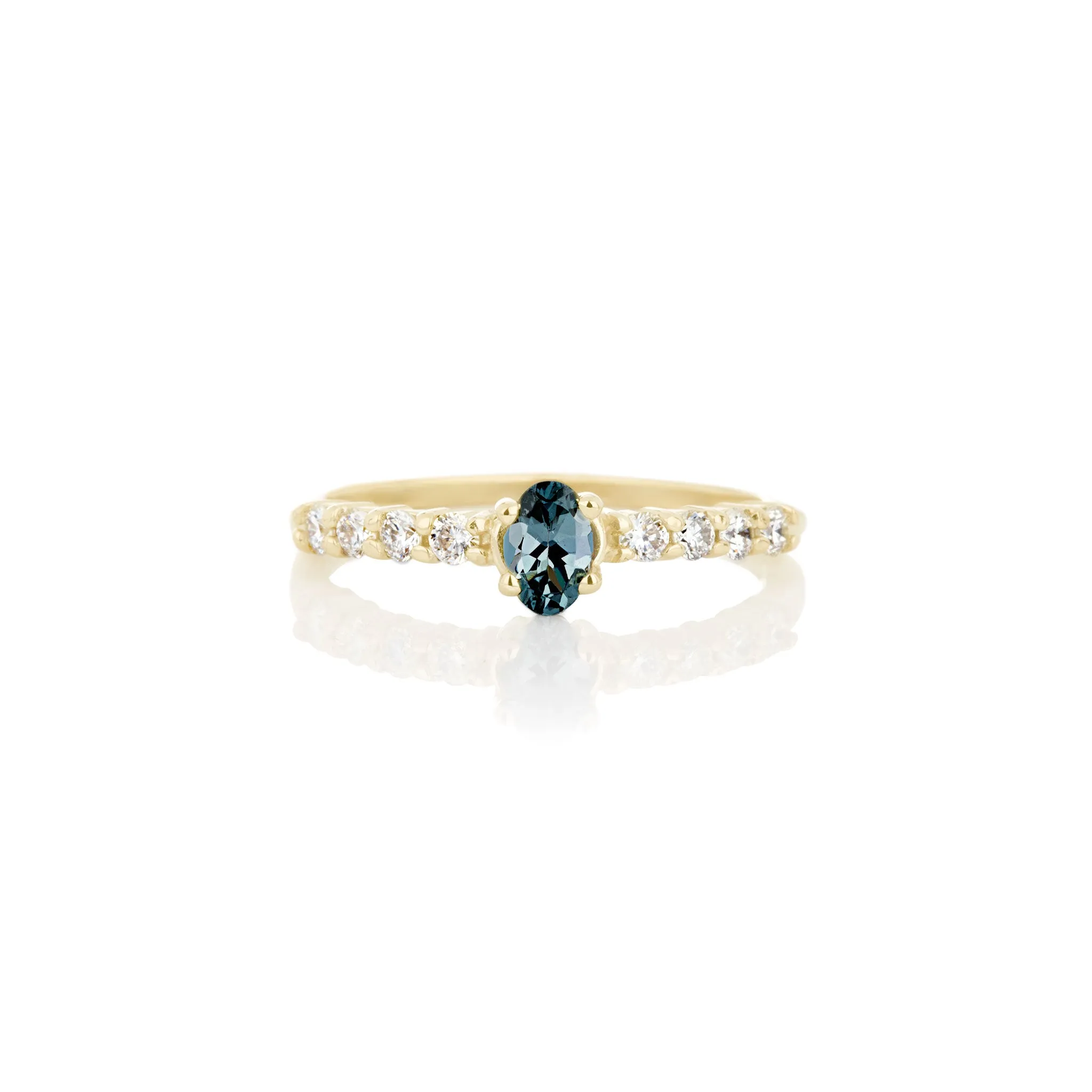 Women's spinel and diamond ring